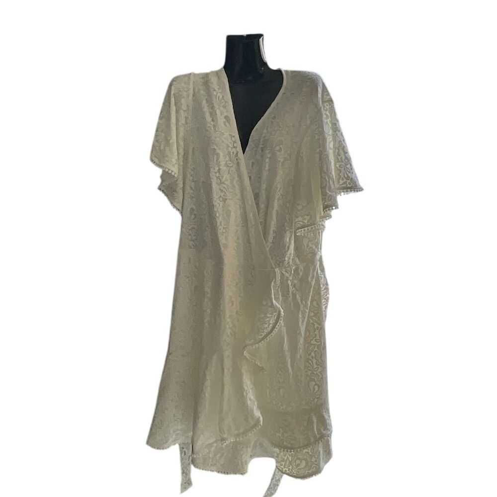 City Chic Sweet Luv Ivory Floral Lace‎ Wrap Dress XXL 24 Pom Pom Trim NWT
